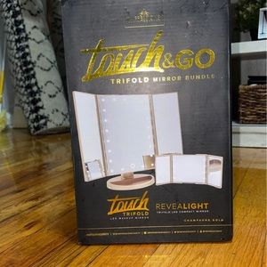 Impressions Vanity Touch & Go trifold Mirror